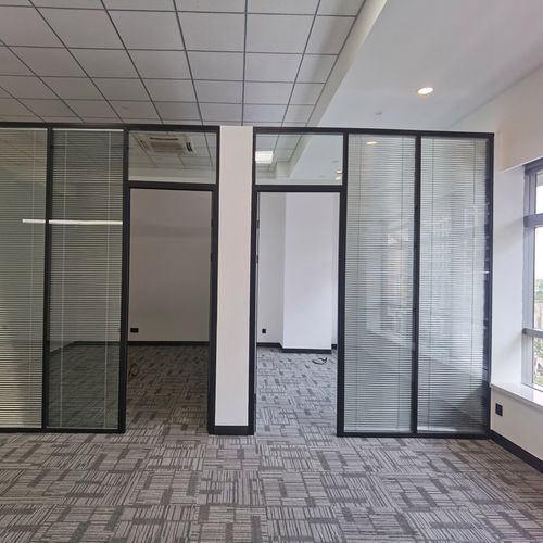 苏州室内外装饰 石膏板隔墙、轻钢龙骨隔墙、吊顶矿棉板在办公室、工厂、商场的装修应用